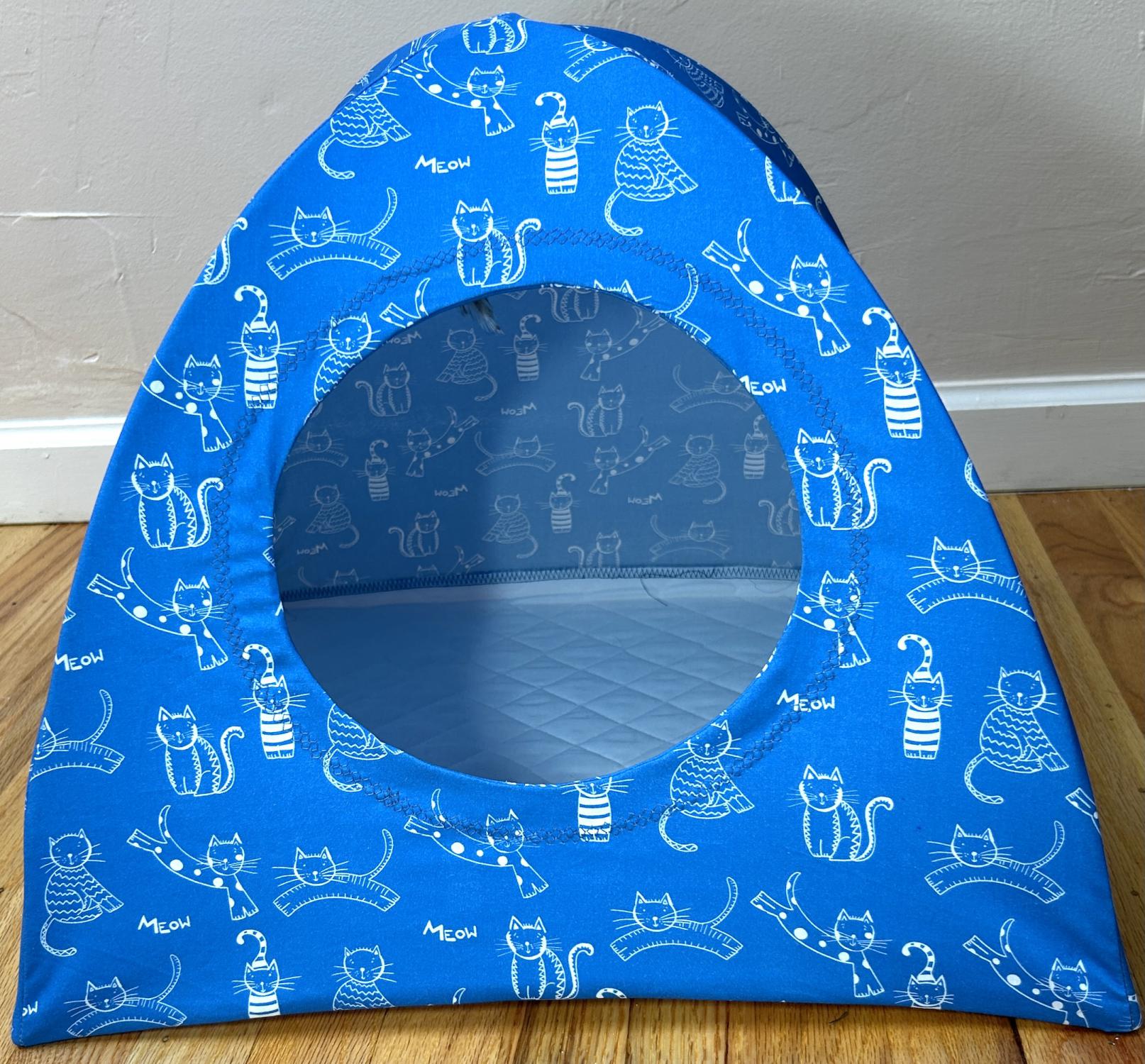 RoyalandwhitecatTent